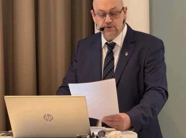 Annfinnur Garðalíð, formaður hevur lagt fram formansfrágreiðing sína (Mynd: Føroya Skipara- og Navigatørfelag)