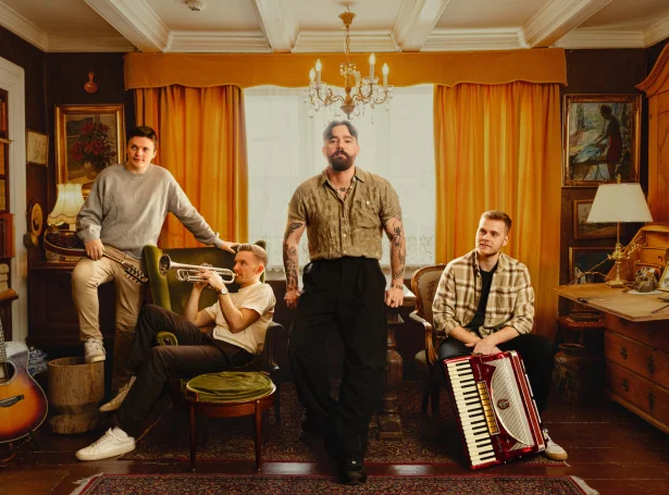 Á skránni vera m.a. Danny & The Veetos