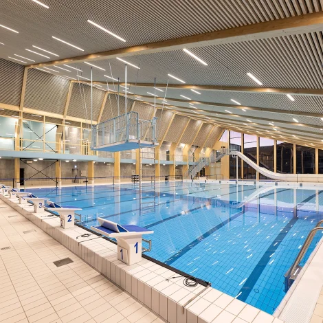 Svimjihøllin Bylgjan letur upp leygardagin