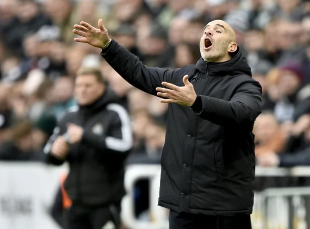 Enzo Maresca tók yvir sum høvuðsvenjari í Chelsea í juni 2024 (Mynd: EPA)