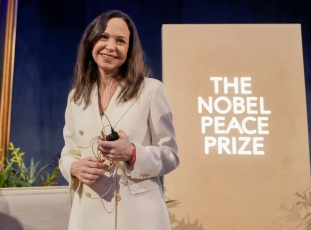 Venesuelski andstøðuleiðarin, Maria Corina Machado fekk í desember friðarheiðursløn Nobels (Mynd: EPA)