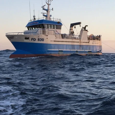 Jens Leon landar havtasku í Miðvági