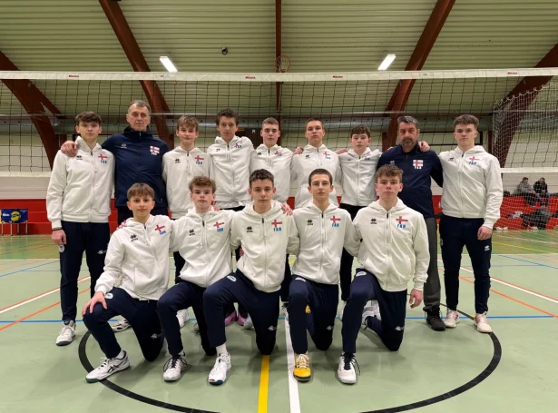 Rajko Petrovic og hjálparvenjarin Milorad Ristovic hava tikið 12 spælarar út til EM-undankappingina