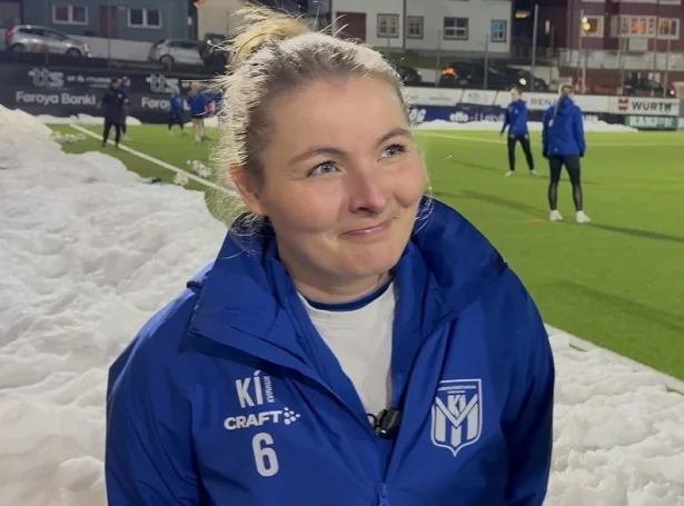 Toppskjúttin í deildini seinastu árini hevur í kvøld sína fyrstu venjing í KÍ