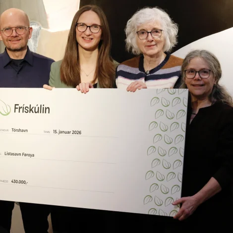 Listasavn Føroya fingið 430.000 krónur frá Frískúlanum í Havn