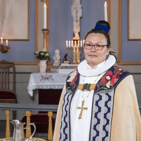 Bispurin heitir á amerikanarar um at stuðla Grønlandi