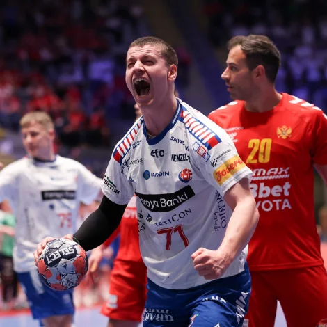 Video Elias skoraði besta EM-málið í gjár - Pauli hevði næstbestu bjargingina Thumbnail