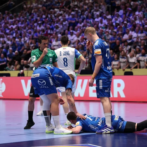 Slovenar nýttu hart - og til tíðir skitið - spæl. Men eisini snilt spæl