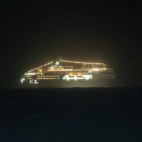 Norrøna komin aftur til Føroya við moyrum hondbóltsfjepparum