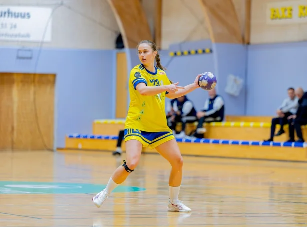 Lív Sveinbjørnsdóttir Poulsen gav H71 høvuðbrýggj og verður týðandi fyri VÍF í stríðnum um steypið (Mynd: AVA Photography)