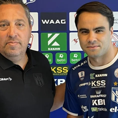 Magnus Powell og Oussema Sørlie Ali (Mynd: ki.fo)