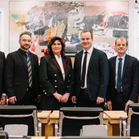 Fólkaflokkurin stóri vinnarin í nýggjari veljarakanning