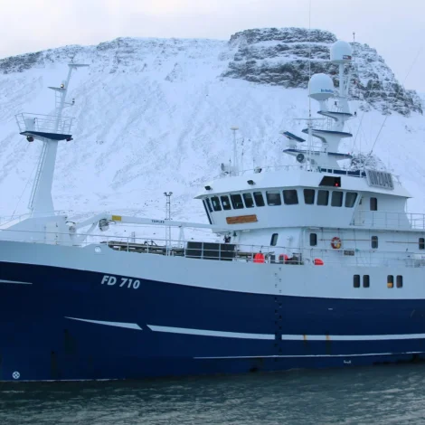 Jógvan I. landaði í gjár í Kollafirrði