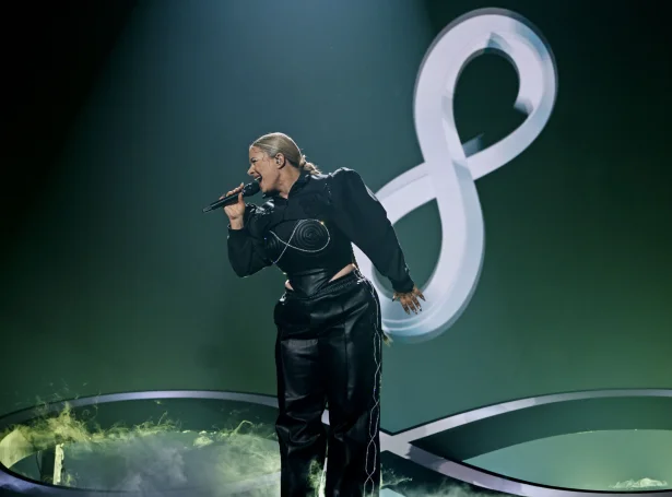 Sissal stóð seg væl við Infinity, men tað rakk ikki longur enn til triðjapláss hesaferð (Mynd: Agnete Schlichtkrull / DR)