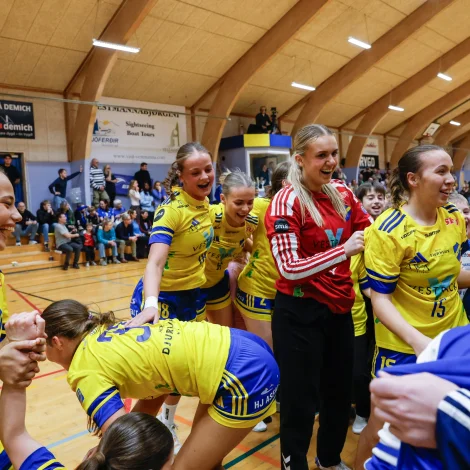 Vestmannakvinnur vunnu seg víðari á dramatiskan hátt víðari til fyrstu steypafinaluna síðani 2020 (Mynd: Jens Kr. Vang)