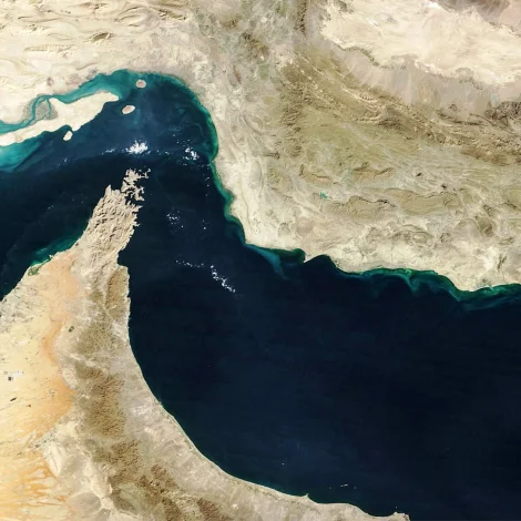 Amerikonsk hóttan móti Iran ávirkar oljuprísin