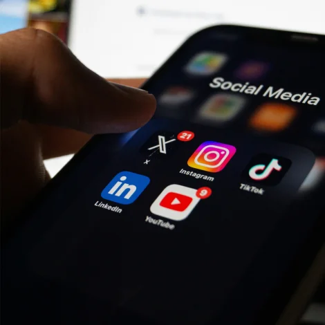 Ólóligt tilfar í umferð