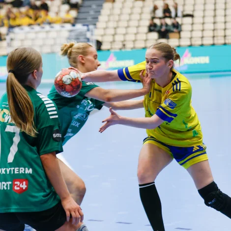 Kyndil og VÍF hittust í steypafinalunum. Í løtuni liggur tað til, at hesi eisini skulu spæla FM-finalur hjá kvinnum - men nógv kann broyast í dag (Mynd: Sverri Egholm)