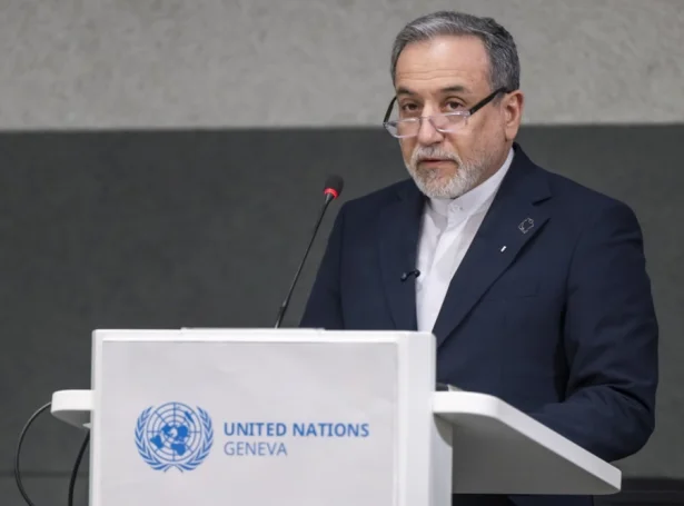 Abbas Araghchi, uttanríkismálaráðharri í Iran (Mynd: EPA)