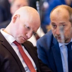 – Hvat er hetta fyri nakað tvætl?