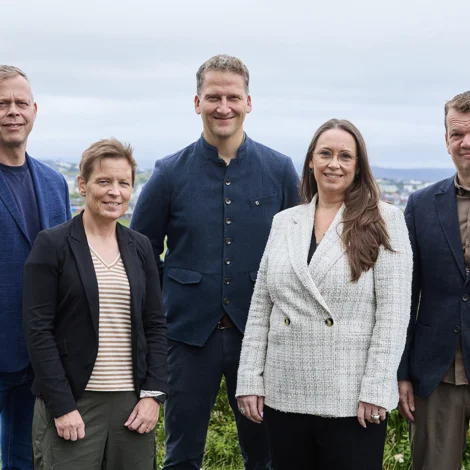 Búskaparráðið leggur várfrágreiðing fram mánadagin