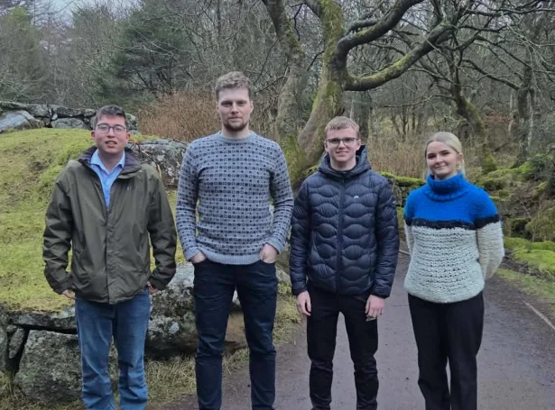 Dávid M. Mørk, nevndarlimir manglar á myndini