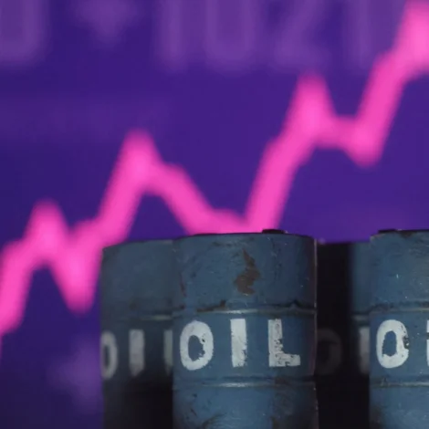 Hægsti oljuprísur í fleiri ár