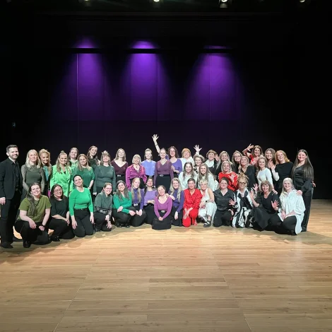 Kvinnukór í Hátúni