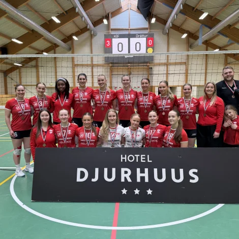 KÍF vann bronsu í Hotel Djurhuus-deildini