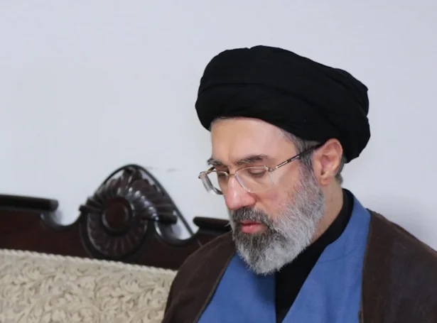 Mojtaba Khamenei (Mynd: EPA)
