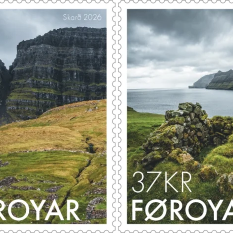 Heimskendir flogskiparar, Skarðsbygd og ævintýrkend djór á nýggju frímerkjunum