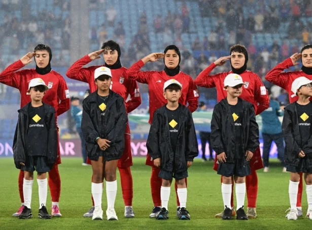 Iran spældi móti Filipsoyggjum sunnudagin (Mynd: EPA)