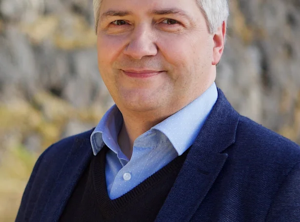 Jean Djurhuus, forstjóri í Betri Banka.