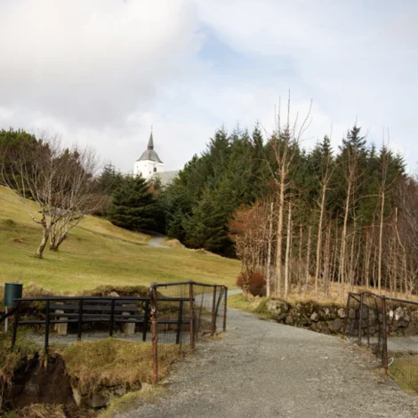 Grækarismessuhald í viðarlundini í Miðvági í dag kl. 17.00
