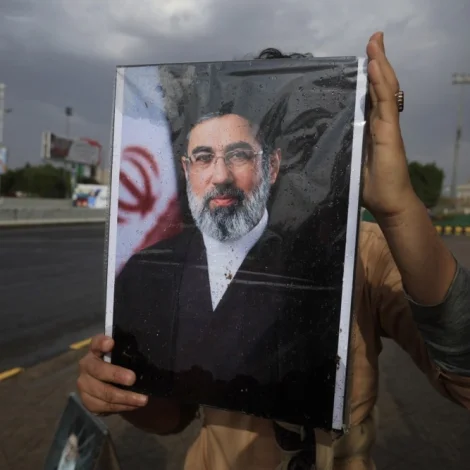 – Mojtaba Khamenei hevur tað gott