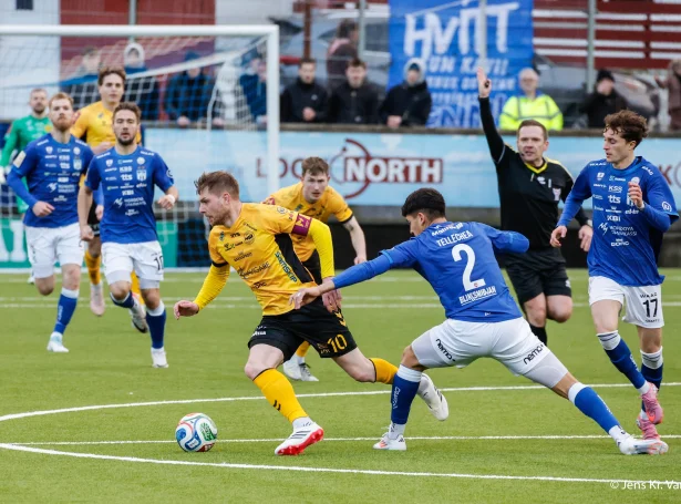 NSÍ fór longur frá KÍ og teimum flestu av hinum við dramatiskum sigri á EB/Streymi. Innskifti Michal Przybylski gjørdist stóra hetjan við Løkin (Savnsmynd: Jens Kr. Vang)
