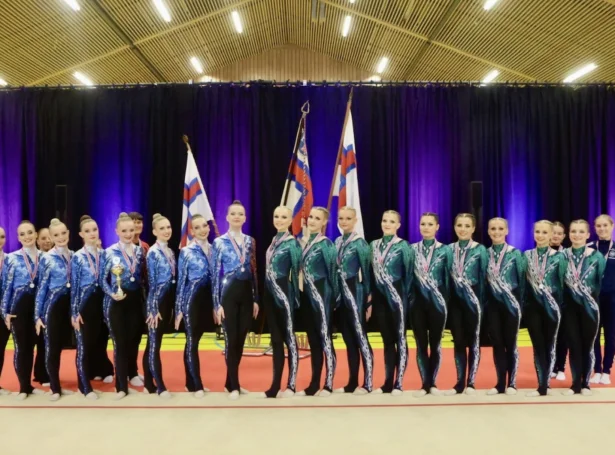 Kvinnur (Mynd: Føroya Fimleikasamband)