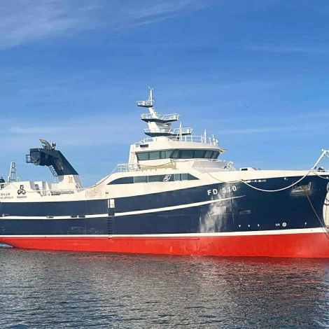 Myndir: Skrokkurin hjá Lerki komin til Skagen