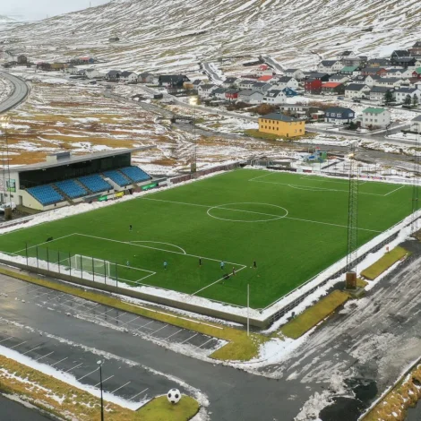 Víkingur – HB fluttur til 1. apríl