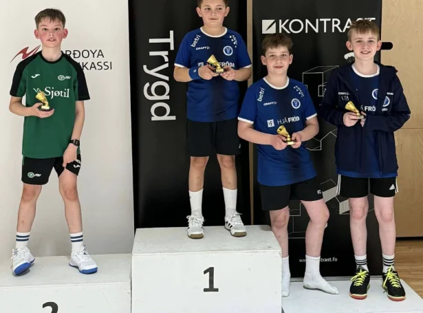 U13 dreingir (Mynd: Badmintonsamband Føroya)