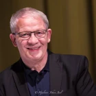 EINS OG VÁGARNAR HØVDU BRÚK FYRI HJÁLP Í SÍNI TÍÐ