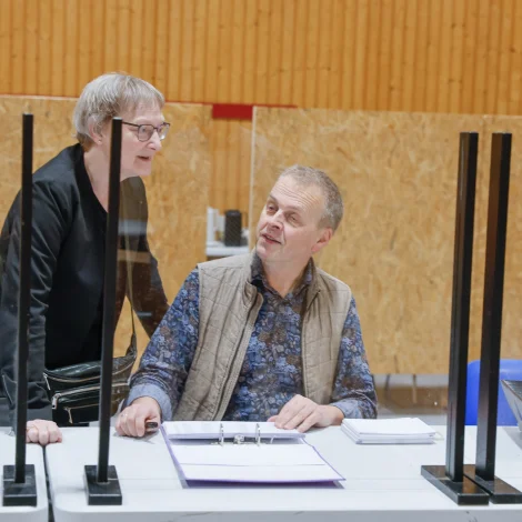 Trý valstøð eru tald upp - Javnaðarflokkurin 44 prosent