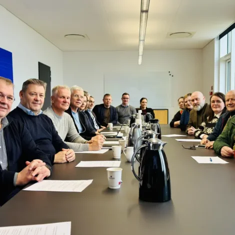 Fimm arbeiðarafeløg hava handað sáttmálakrøv