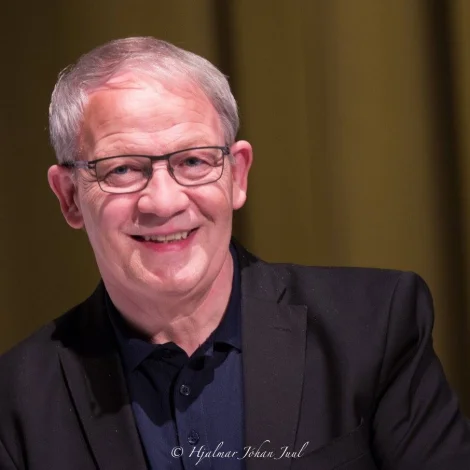 EINS OG VÁGARNAR HØVDU BRÚK FYRI HJÁLP Í SÍNI TÍÐ