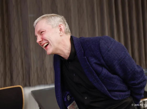 Sjúrður Skaale kann sóla sær í stórari viðgongd - kring alt landið (Mynd: Sverri Egholm)