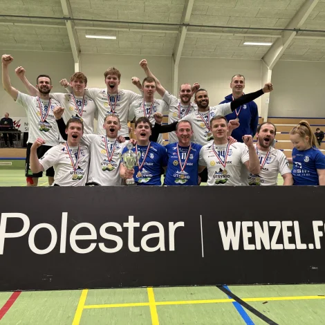 SÍ breyt sigursrøðina hjá Mjølni og er føroyameistari