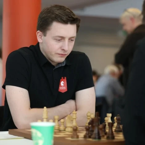 Høgni stórur FM favorittur