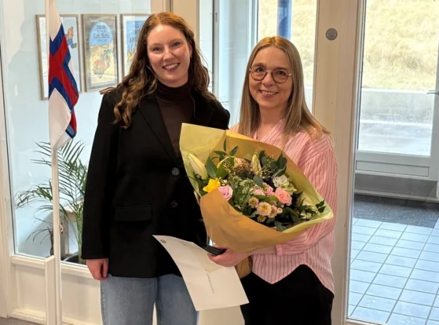 Í sambandi við 25 ára starvsdagin kom Elsa Berg, borgarstjóri, inn á gólvið (Mynd: torshavn.fo)