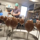 Køkurin á Landssjúkrahúsinum ger heimagjørd páskaregg