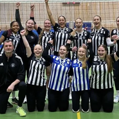 TB-kvinnurnar í hálvfinaluni eftir 3-0 sigur á føroyameistaranum SÍ